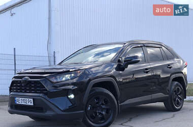 Toyota RAV4  2021