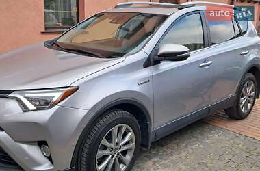Toyota RAV4  2017
