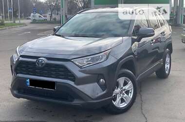 Toyota RAV4  2021