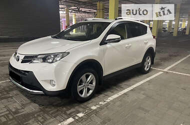 Toyota RAV4  2013