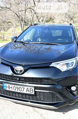 Toyota RAV4  2016