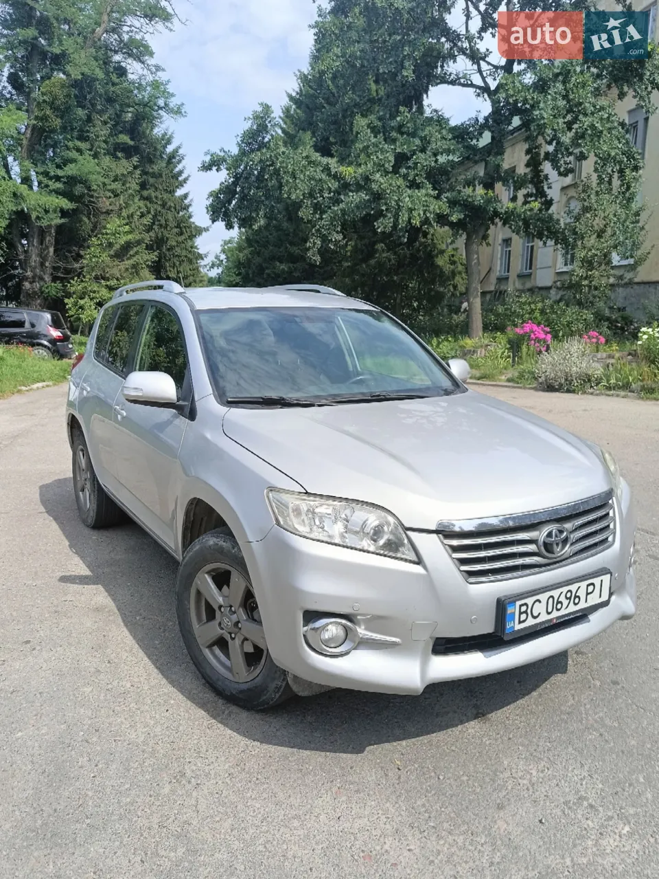 2013 Toyota RAV 4 - фото 1