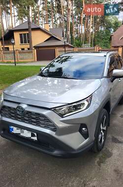 Toyota RAV4  2021