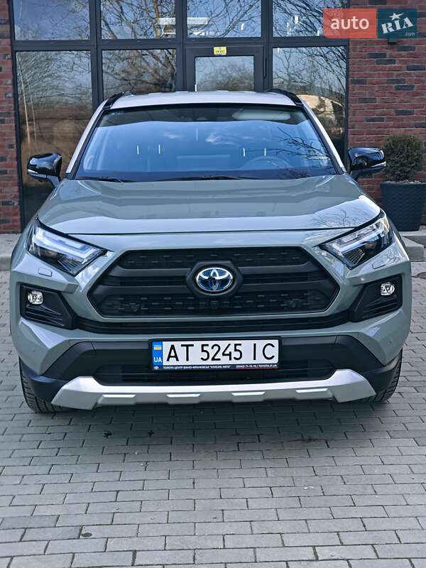 Toyota Rav 4 2024 года в Ивано-Франковске