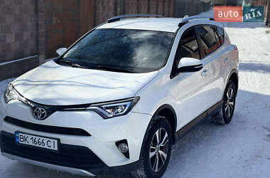 Toyota RAV4  2016