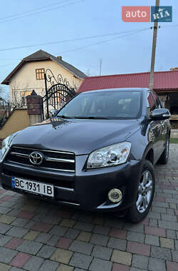 Toyota RAV4  2009