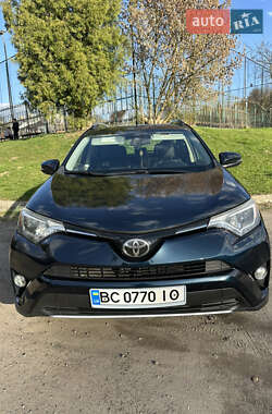 Toyota RAV4  2016