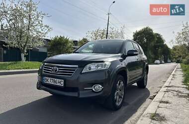 Toyota RAV4  2010