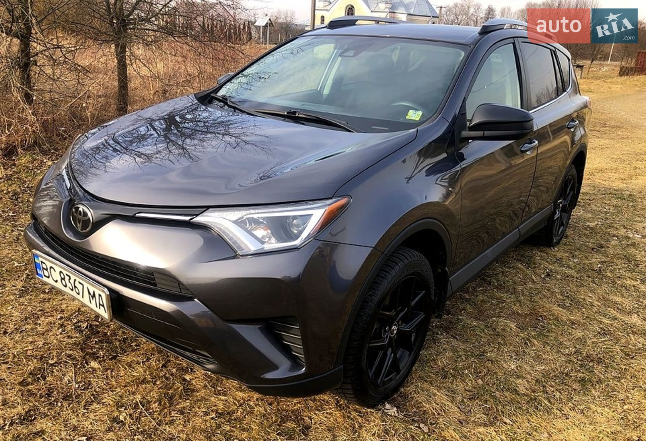 2018 Toyota RAV 4 - фото 1