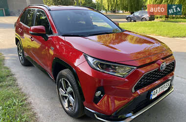 Toyota RAV4 2021