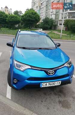 Toyota RAV4  2016