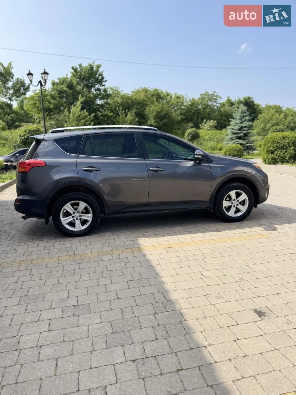 2013 Toyota RAV 4 - мініатюра 4