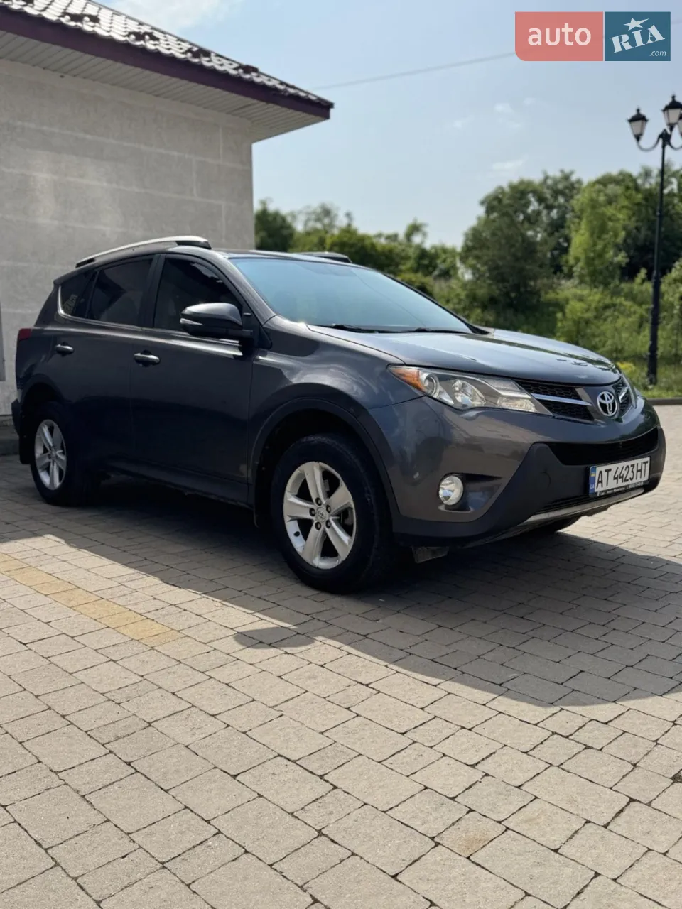 2013 Toyota RAV 4 - мініатюра 2