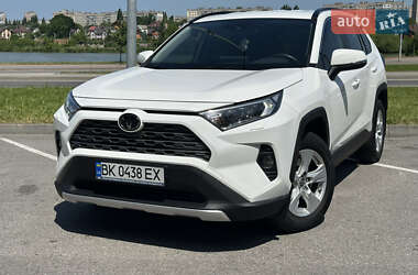Toyota RAV4  2020