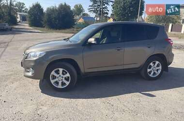 Toyota RAV4  2012