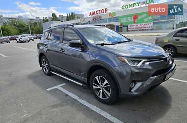 Toyota RAV4  2016
