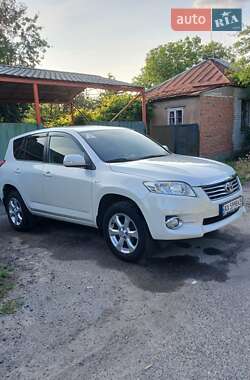 Toyota RAV4  2010