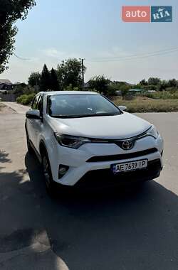 Toyota RAV4  2018