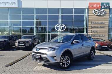 Toyota RAV4  2018
