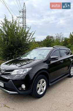 Toyota RAV4  2014