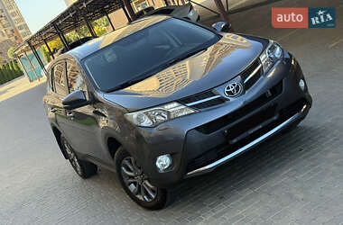 Toyota RAV4 2013