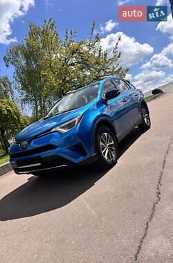Toyota RAV4  2018