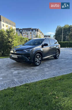 Toyota RAV4  2016