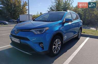 Toyota RAV4  2017