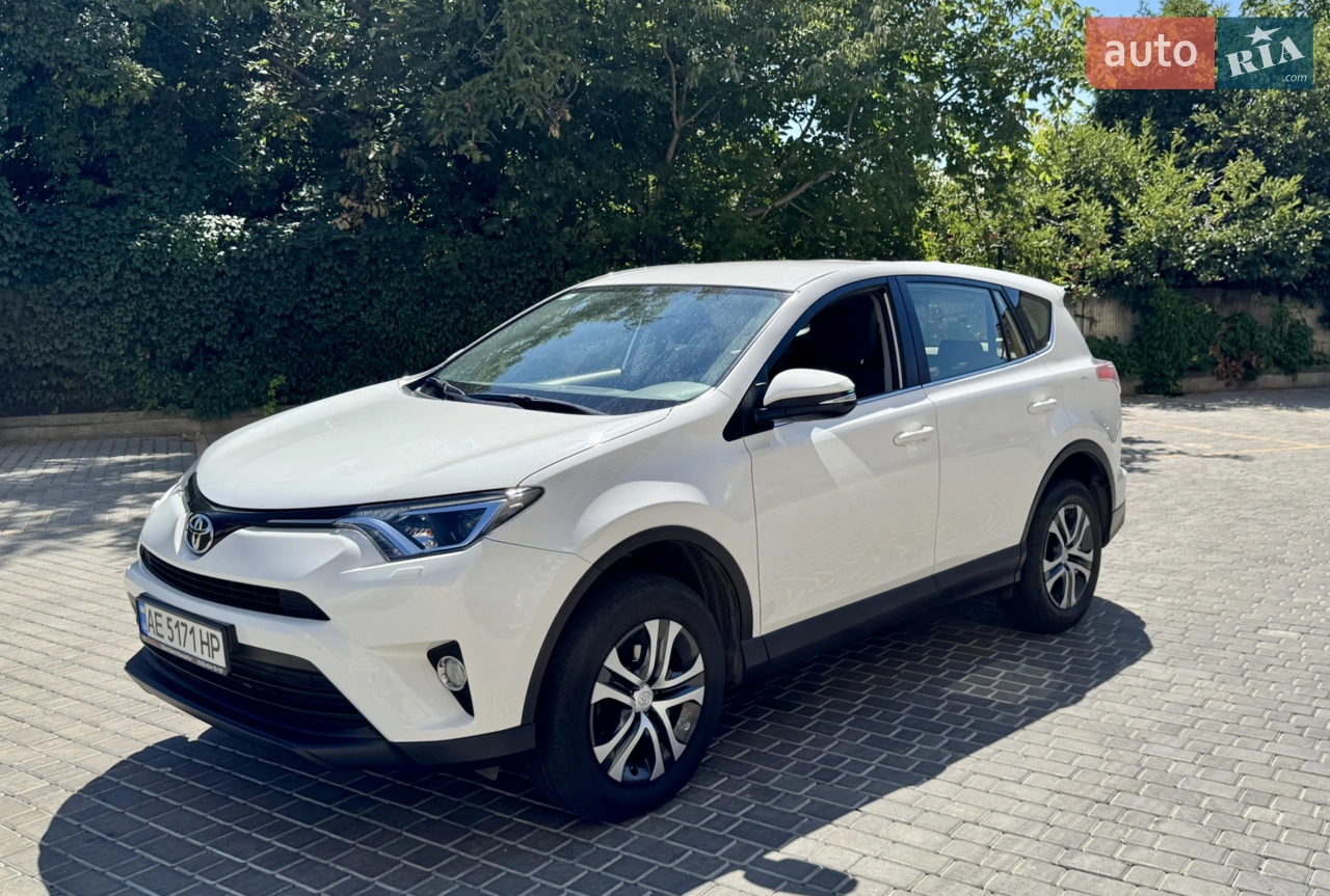 2016 Toyota RAV 4 - мініатюра 2