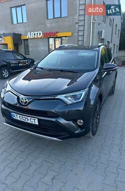 Toyota RAV4  2015