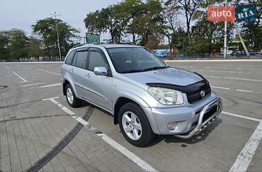 Toyota RAV4  2004