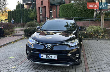Toyota RAV4  2017