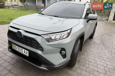 Toyota RAV4 2021