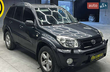 Toyota RAV4  2005