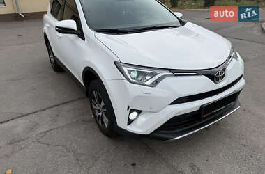 Toyota RAV4  2017