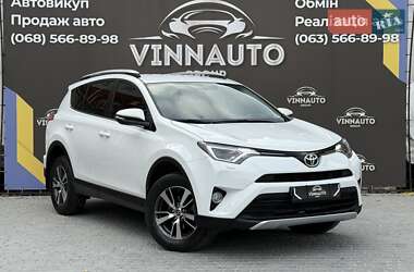 Toyota RAV4  2017