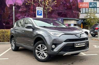 Toyota RAV4  2016