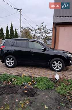 Toyota RAV4  2011