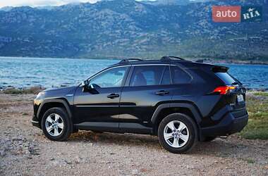 Toyota RAV4  2019