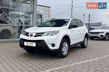 Toyota RAV4  2015