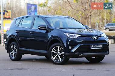 Toyota RAV4  2017