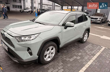Toyota RAV4  2021