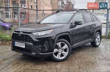 Toyota RAV4  2018