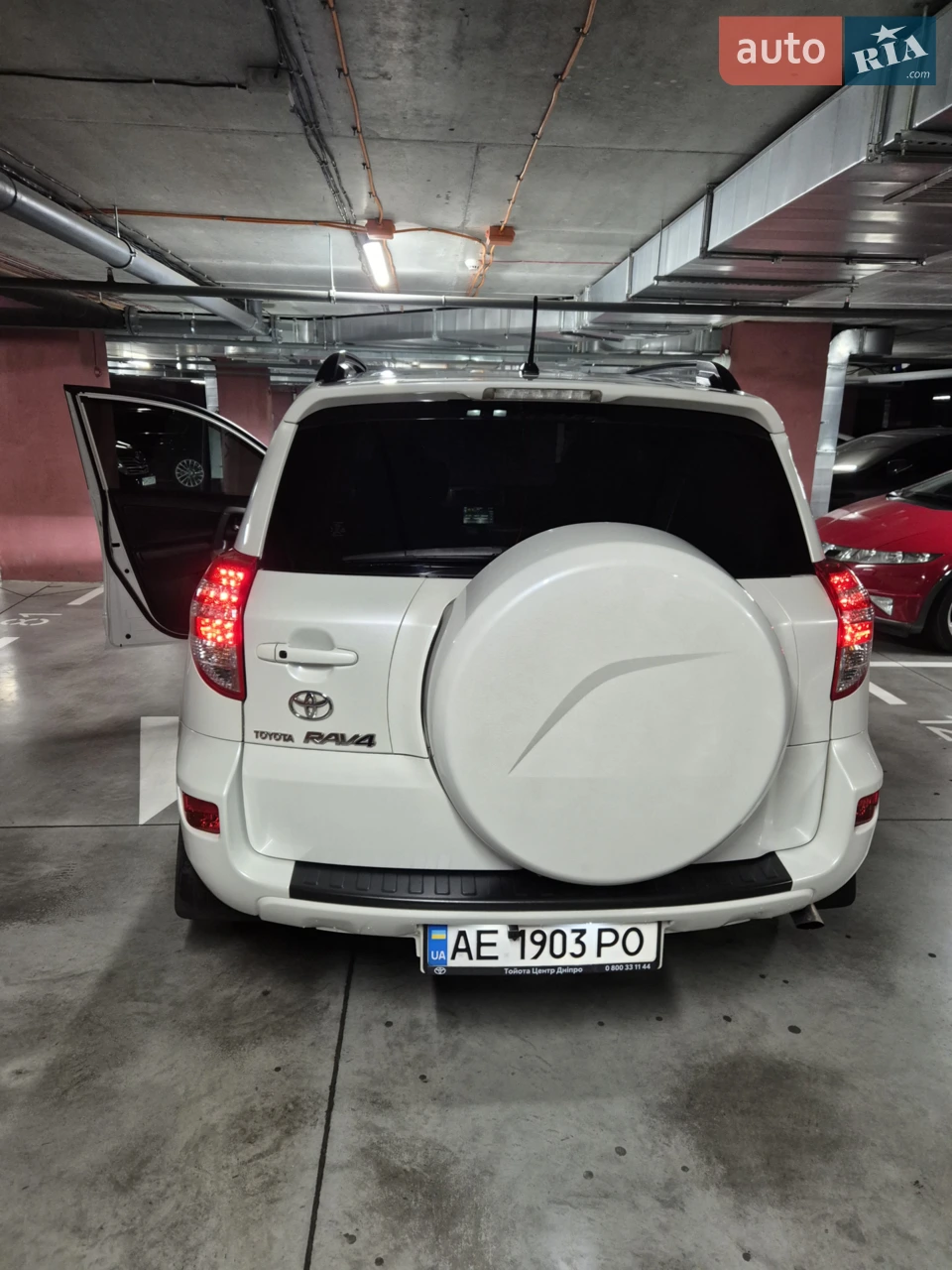 2011 Toyota RAV 4 - мініатюра 2