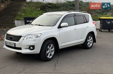 Toyota RAV4 2011