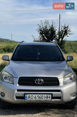 Toyota RAV4  2007