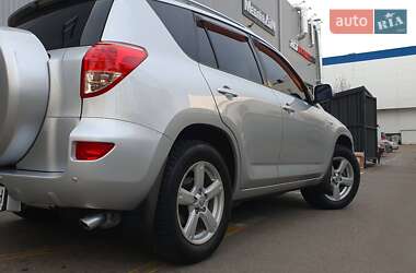 Toyota RAV4  2007