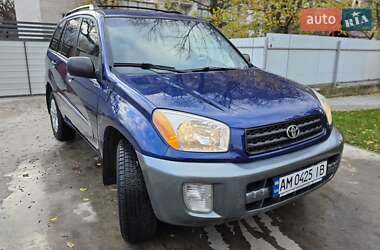 Toyota RAV4  2003