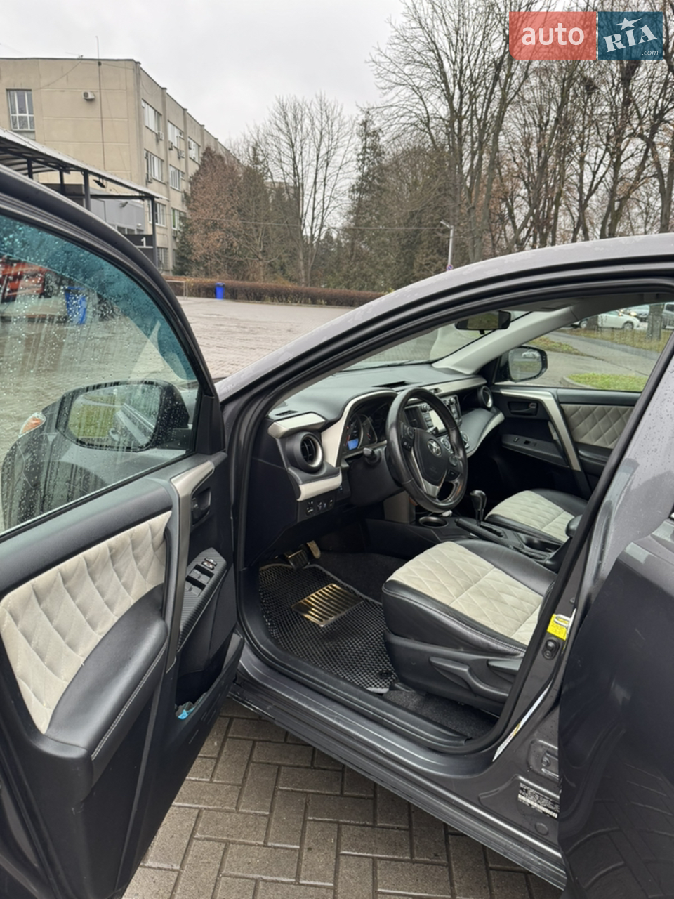 2014 Toyota RAV 4 - мініатюра 5