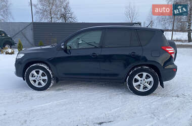 Toyota RAV4  2010